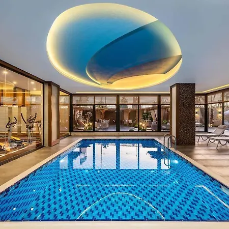 Sa Apartments! Beachfront With Sea View & Pool *